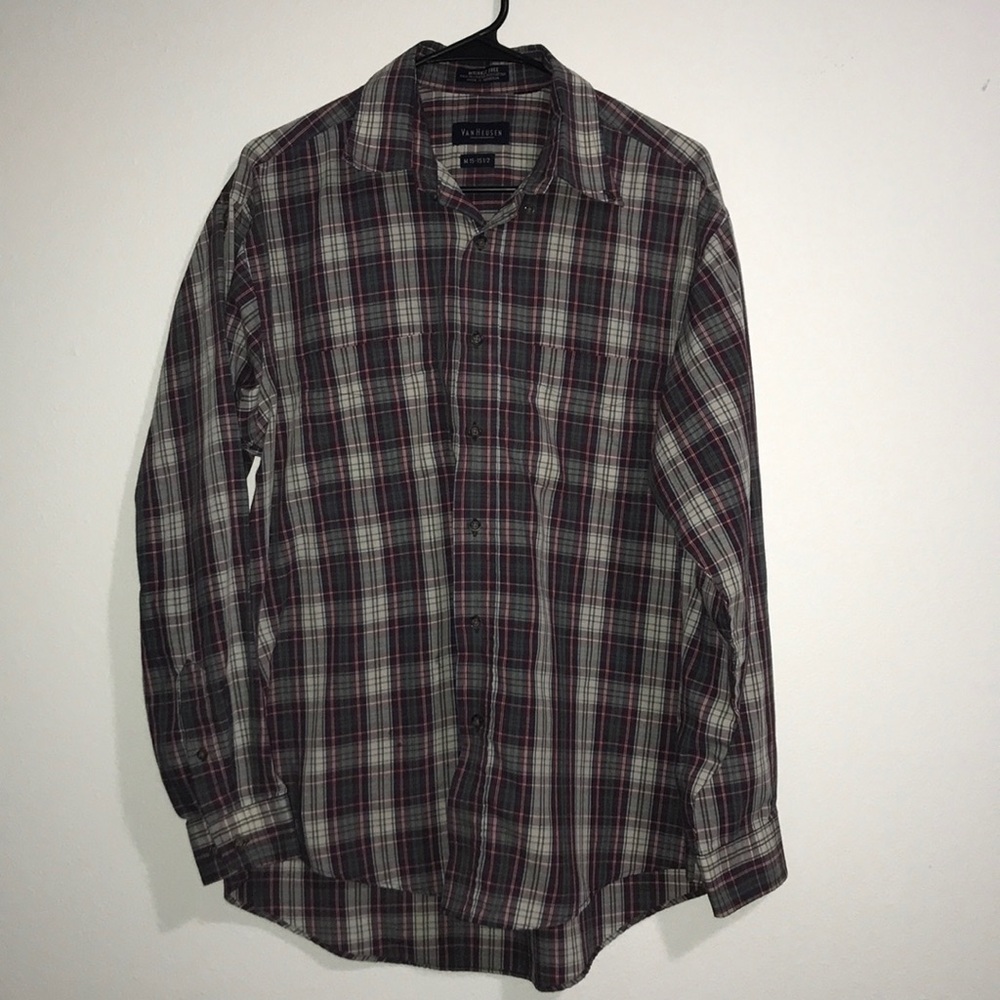Van Heusen Plaid Long Sleeve Shirt 👔